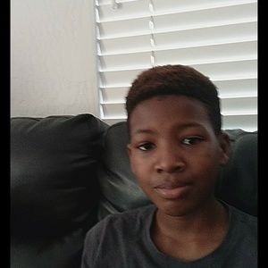 Meet your Posher, Elisha